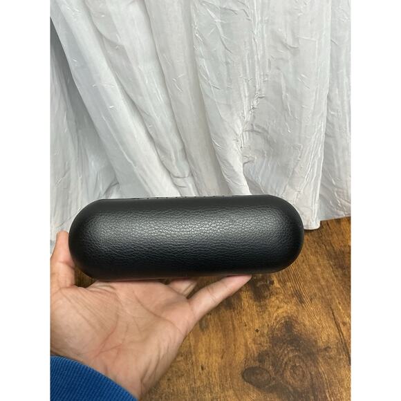 Oakley Black Authentic Hard Shell Eyeglass Case Protective Clam Shell CASE ONLY - Picture 5 of 10